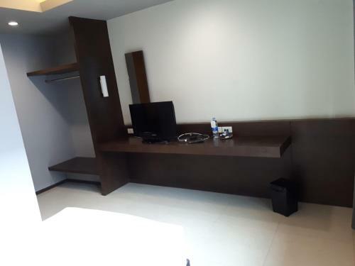 Hotel At One Service