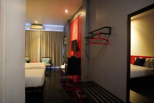 Hostal River View Guest House