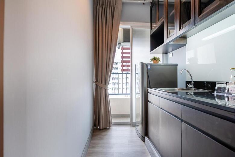 Bed & Breakfast Demeter Residences Suites