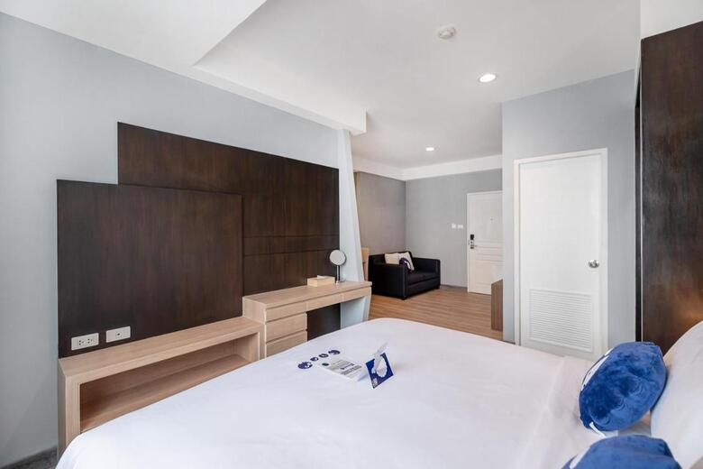 Bed & Breakfast Demeter Residences Suites