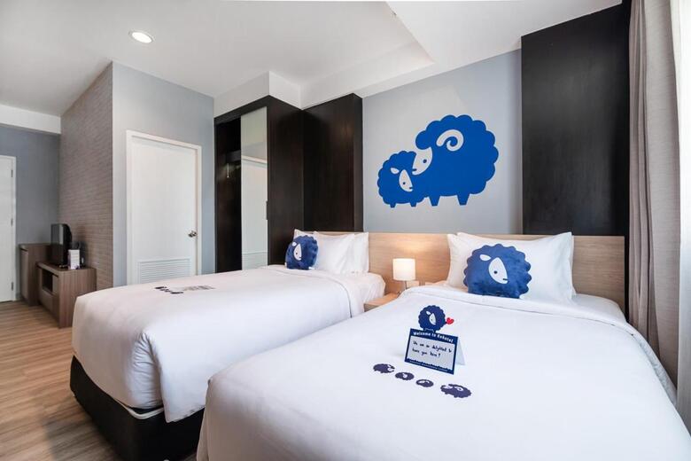 Bed & Breakfast Demeter Residences Suites