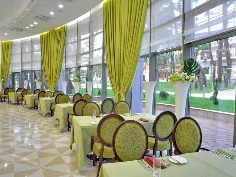 Hotel Primorye