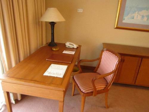 Hotel Pantip Suites
