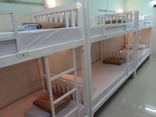 Khaosan River Inn Hostel