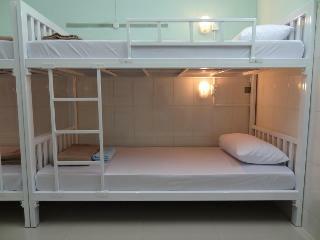 Khaosan River Inn Hostel