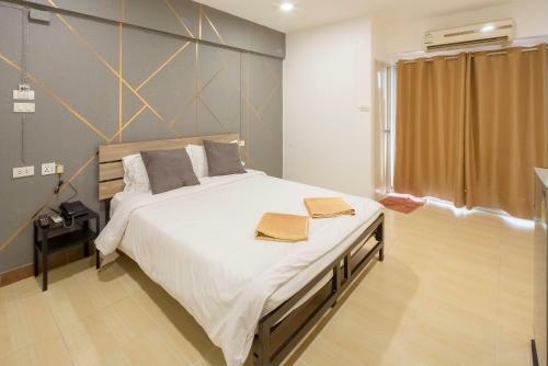 Apartamentos Gems Park