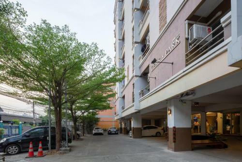 Apartamentos Gems Park