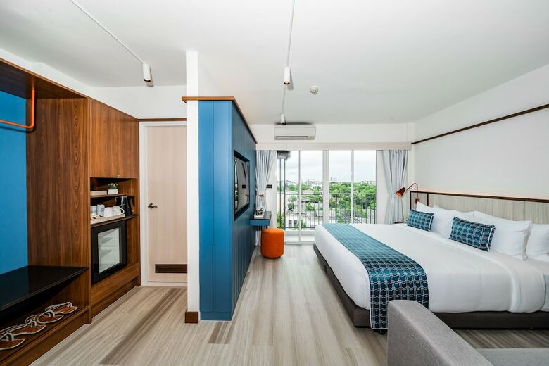 Hotel At Mind Executive Suites