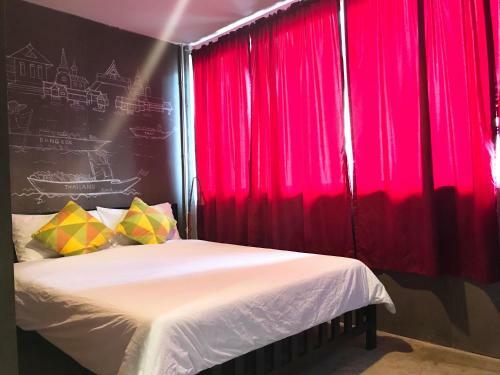Mile Map Hostel