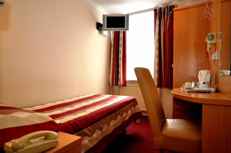 Hotel Queens Park