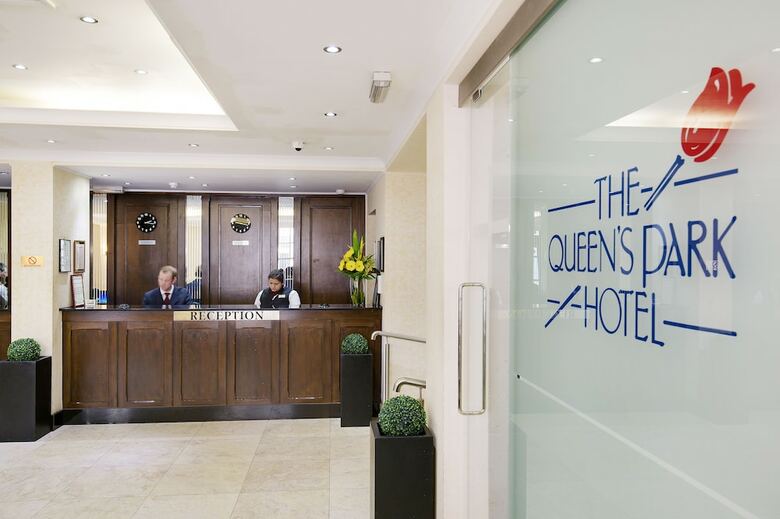 Hotel Queens Park