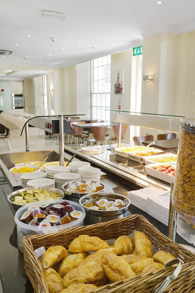 Hotel Queens Park