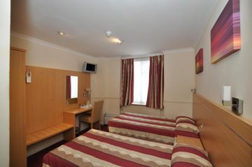 Hotel Queens Park