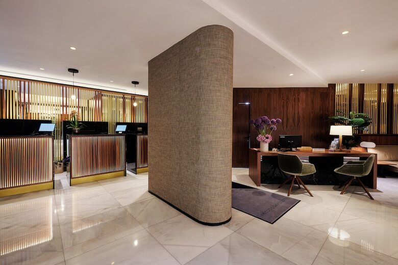 Melia White House Hotel