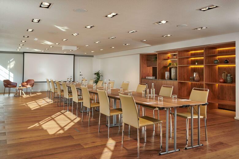 Melia White House Hotel