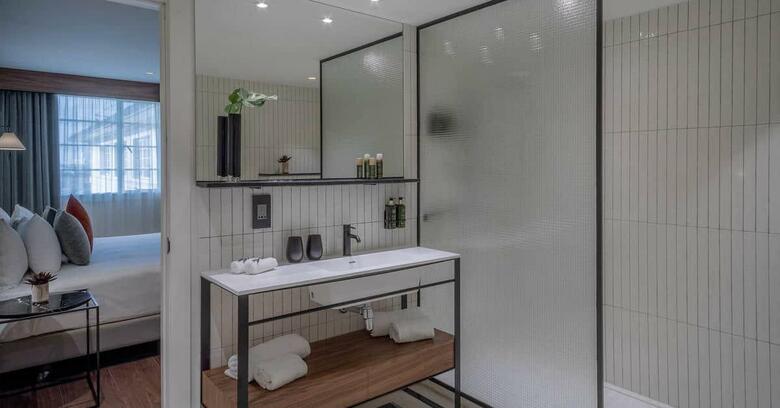 Melia White House Hotel