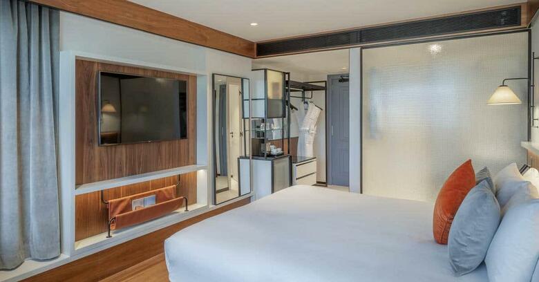 Melia White House Hotel