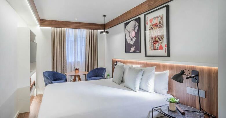 Melia White House Hotel