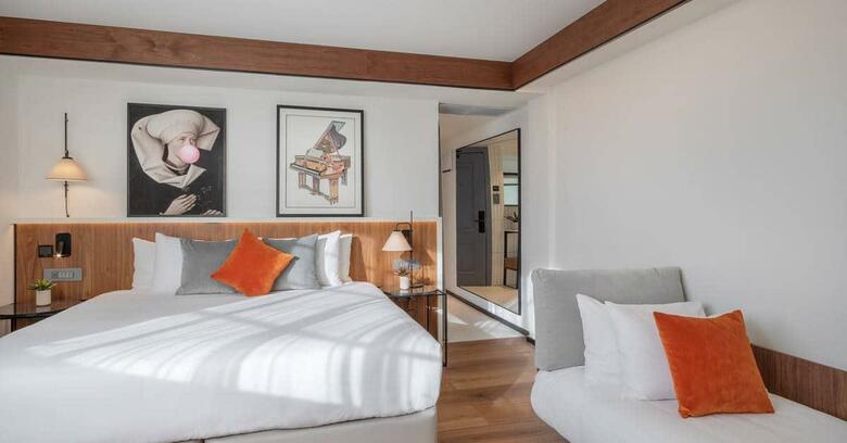 Melia White House Hotel