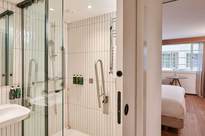 Melia White House Hotel