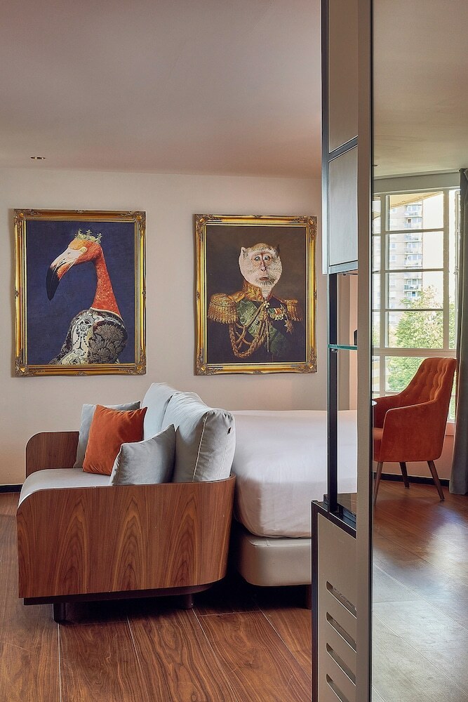Melia White House Hotel