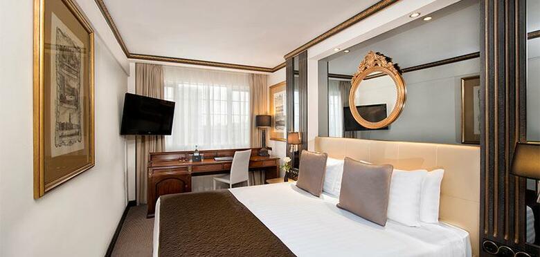 Melia White House Hotel