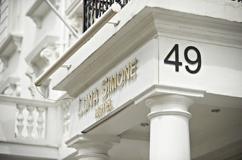 Luna And Simone Hotel