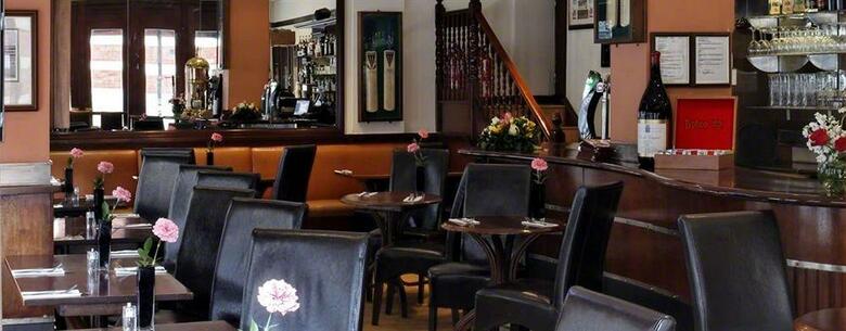Rochester Hotel By Blue Orchid