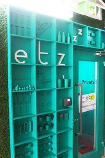 Etzzz Hostel