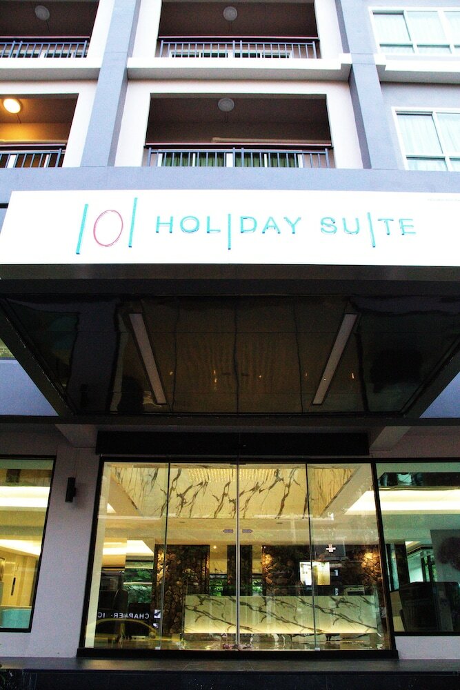 Hotel 101 Holiday Suite