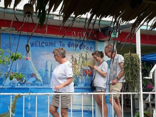 Hostal Phiman Riverview Guesthouse