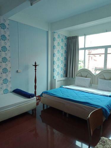 Hostal Apartment Khun Noy