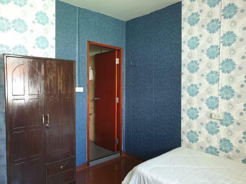 Hostal Apartment Khun Noy