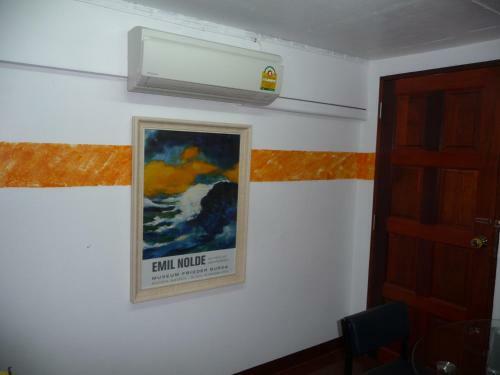 Hostal Apartment Khun Noy