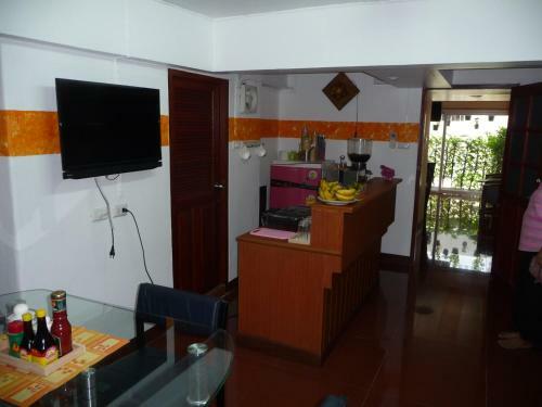 Hostal Apartment Khun Noy
