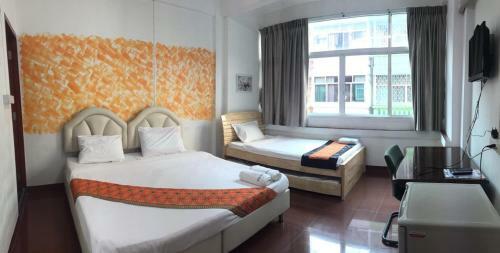Hostal Apartment Khun Noy