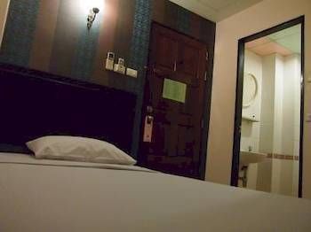 Hotel Four Sons Place