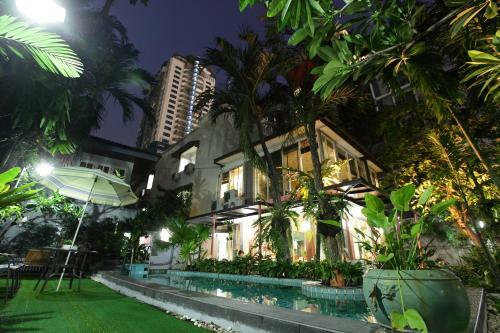 Serene Bangkok Bed And Breakfast
