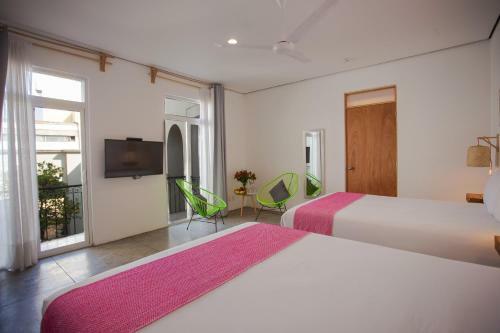Hotel Mama Carlota