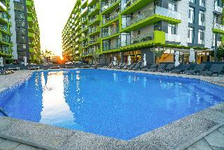 Aparthotel Alezzi Beach Resort