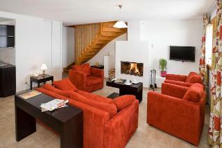 Les Chalets De La Combe D'or