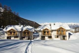 Les Chalets De La Combe D'or