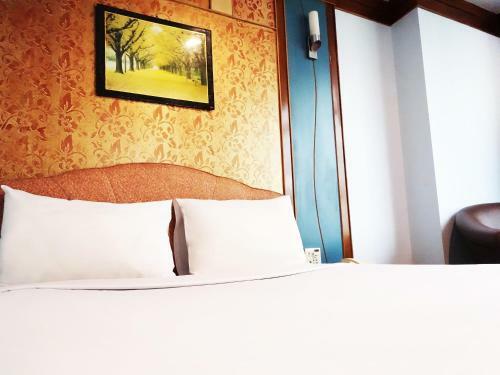 Bavana Hotel