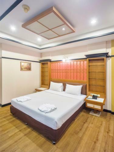 Bavana Hotel