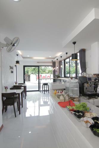 Hostal Gusto House