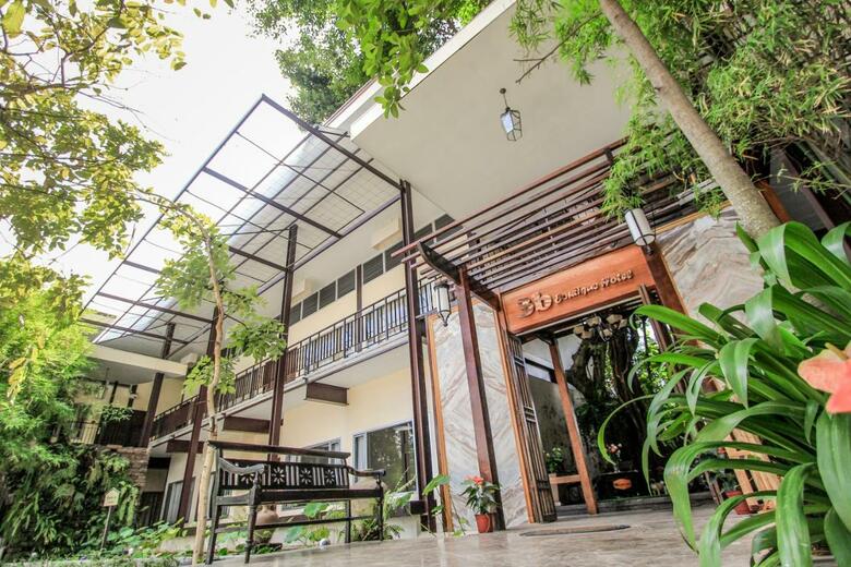 Hostal 3b Boutique Bed & Breakfast