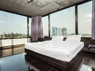 Hotel B2 Black