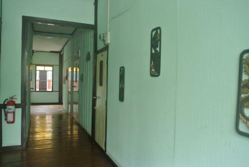 Hostal Chok Dee Guesthouse II