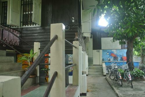 Hostal Chok Dee Guesthouse II