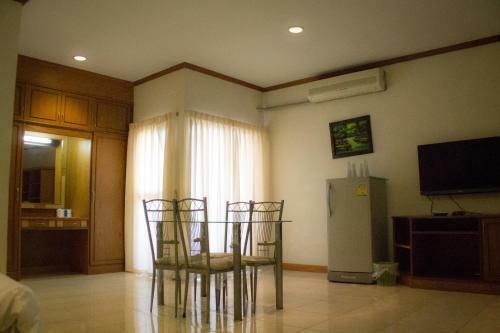 The Residence Hotel